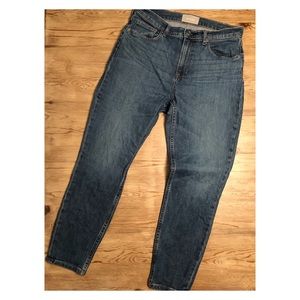 Everlane light wash Ankle jeans